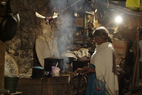 Café: cantos de humo